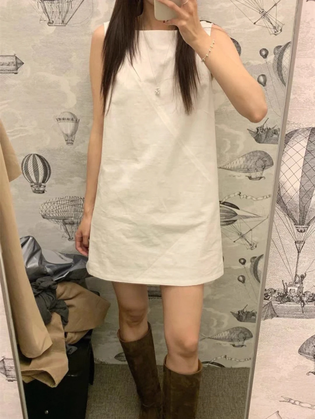 Vestido f de aodão, cor sólida, com design de saia curta simples, sem mangas, com recortes em camadas e estilo verão.