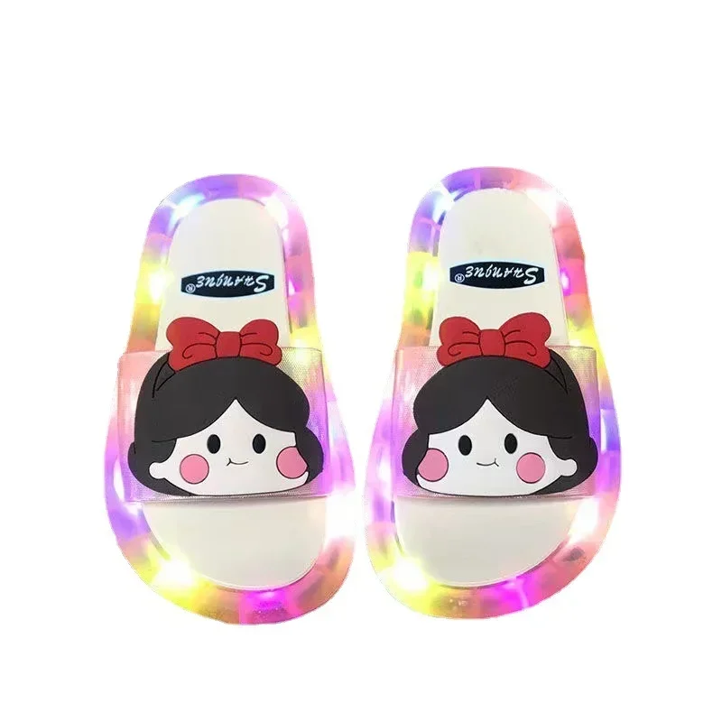 2024Girl Slippers Children Unicorn LED Kids Slippers Baby Bathroom Sandals Kids Shoes for Girl Boys Light Up Shoes Toddler구두