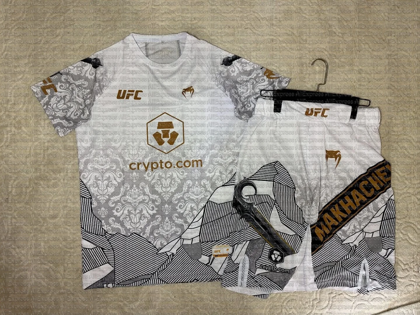 

Khamzat Chimaev Men's MMA Boxing Battle Athletic Wear Set Breathable T-shirt And Shorts for Wrestling Running Sweat Absorption