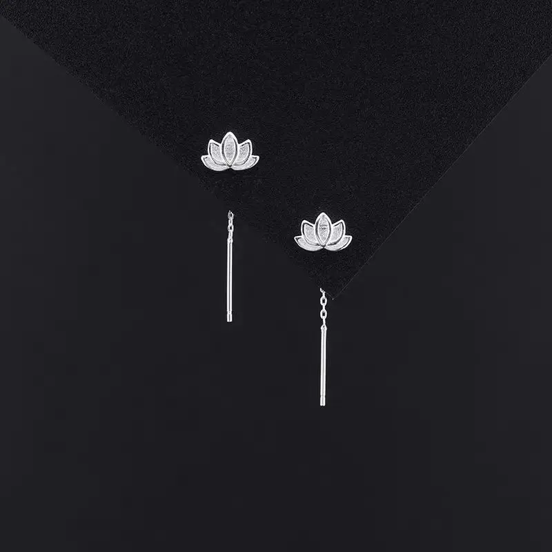 Vintage Long Wire Tassel Thread Lotus Pendants Drop Earrings for Women Straight Hanging Hypoallergenic Ear Jewelry Party Gift