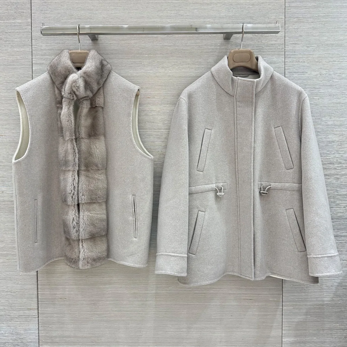 High Quality Women 2 Piece Set Woolen Coat, Stand Collar Drawstring Waist Outerwear With Plush Vest Winter Warm Suit lyt