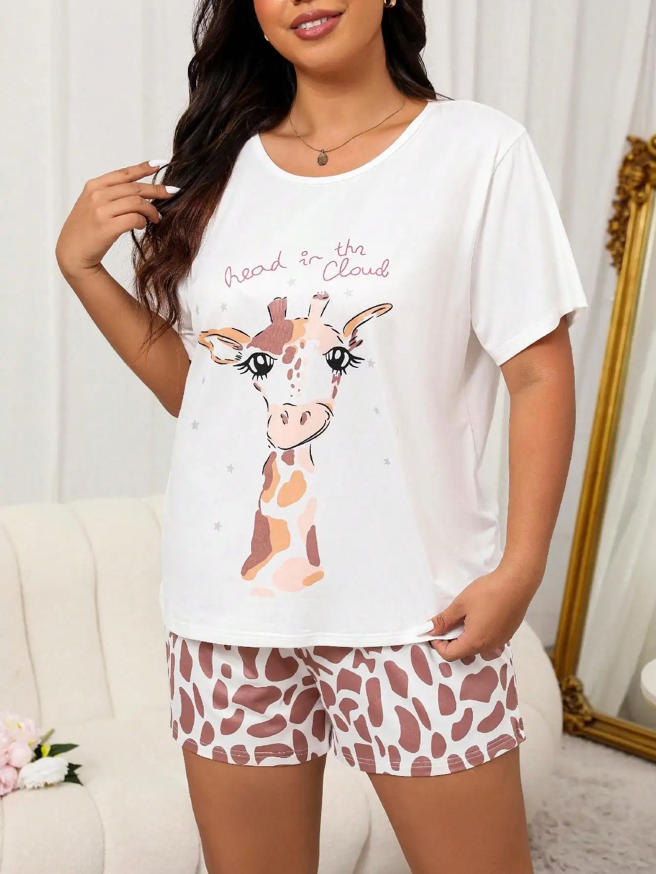 Women's Plus Size Giraffe Print Short Sleeve T-Shirt and Shorts Summer 2pc Pajama Set Comfy Top&Shorts With Elastic Sleepwear