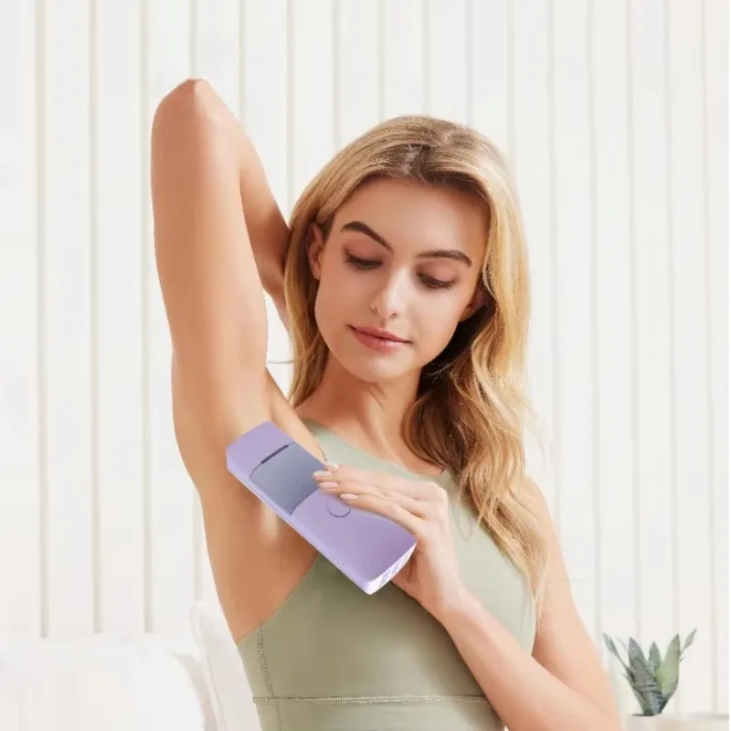 

Sapphire Ice Cooling IPL Facial Epilator Hair Removal Device for Women Men Household Facial Hair Remover