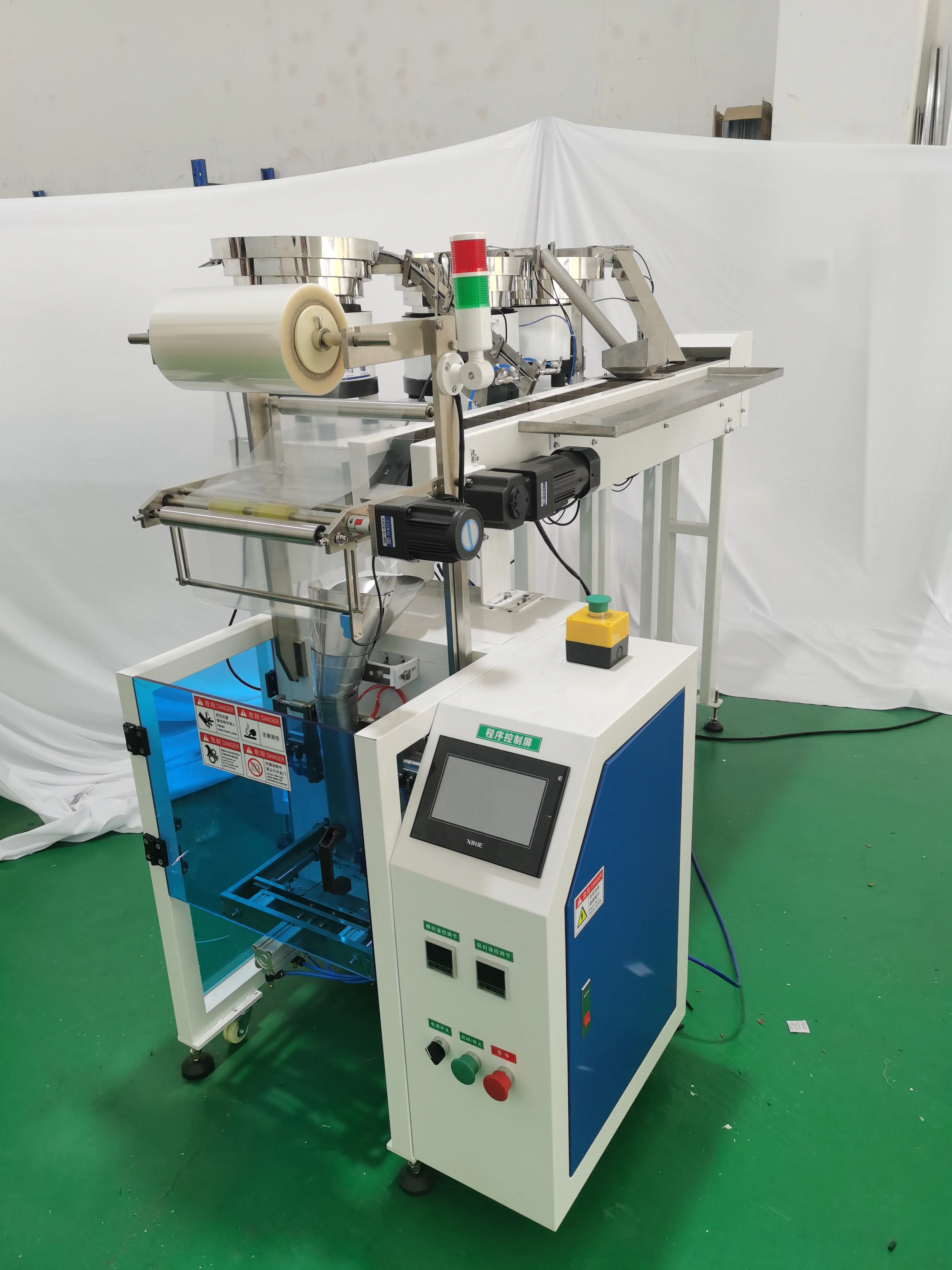 Small Particles Automatic Hardware Screws Counting Filling Packing Machine Multi-Function Machinery Paper Plastic Easy Operation
