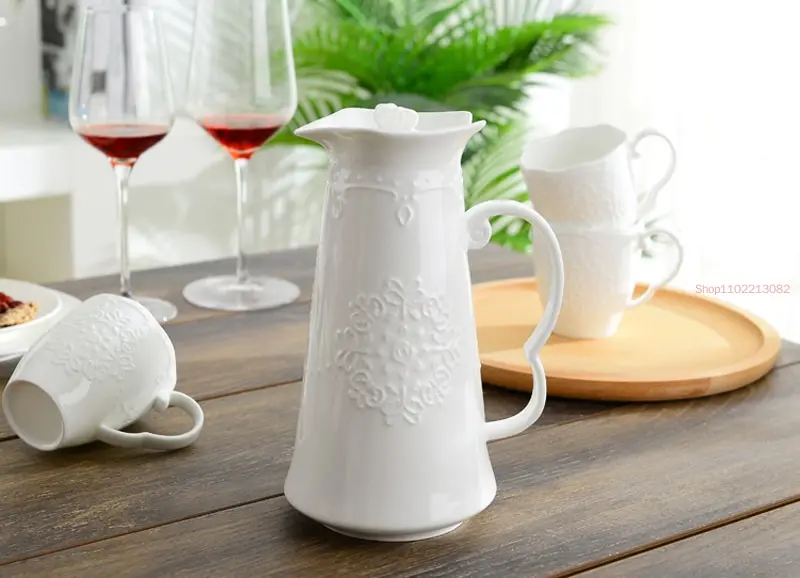 

1.2L, White Embossed Porcelain Vintage Tea Pot, Ceramic Coffe Kettle for Cafe, Ceremony Blooming Pitcher