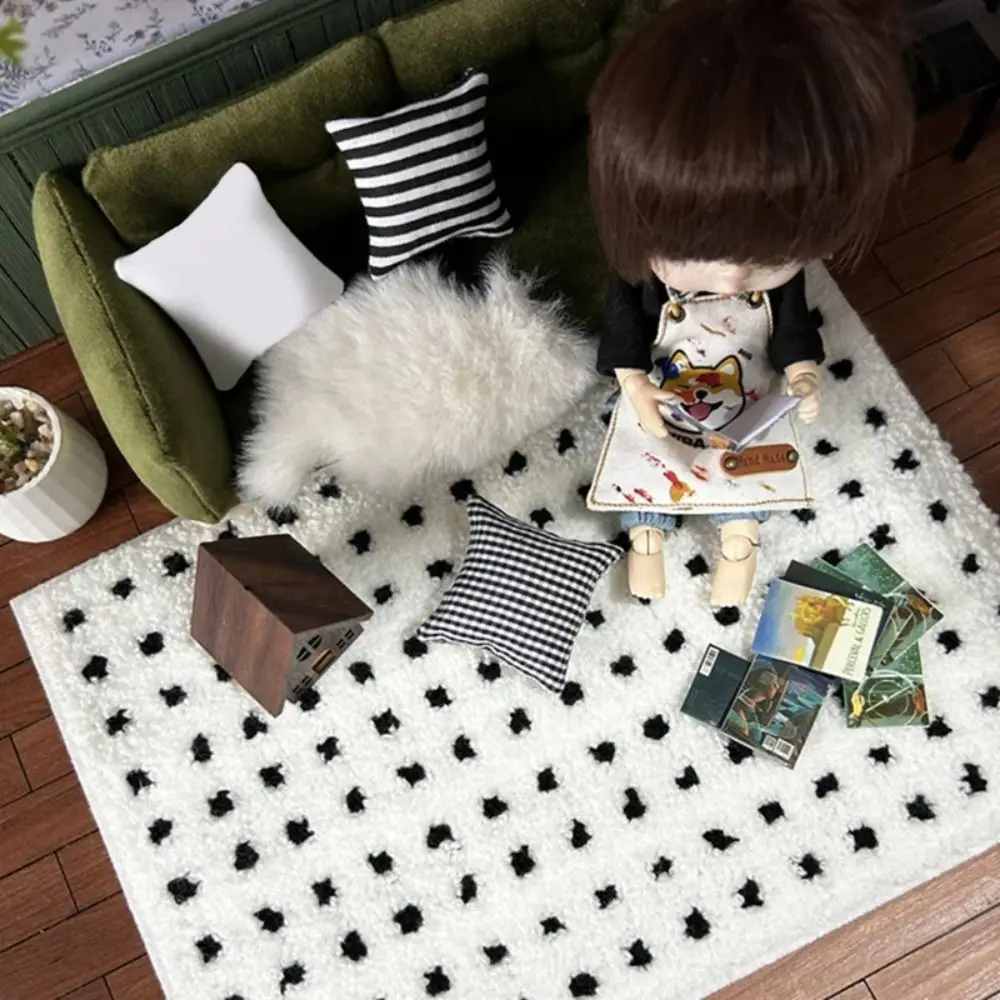 

1/12 Scale Simulation Rug Mat Model Pretend Play Simulation Dollhouse Black Plaid Carpet Furniture Model DIY