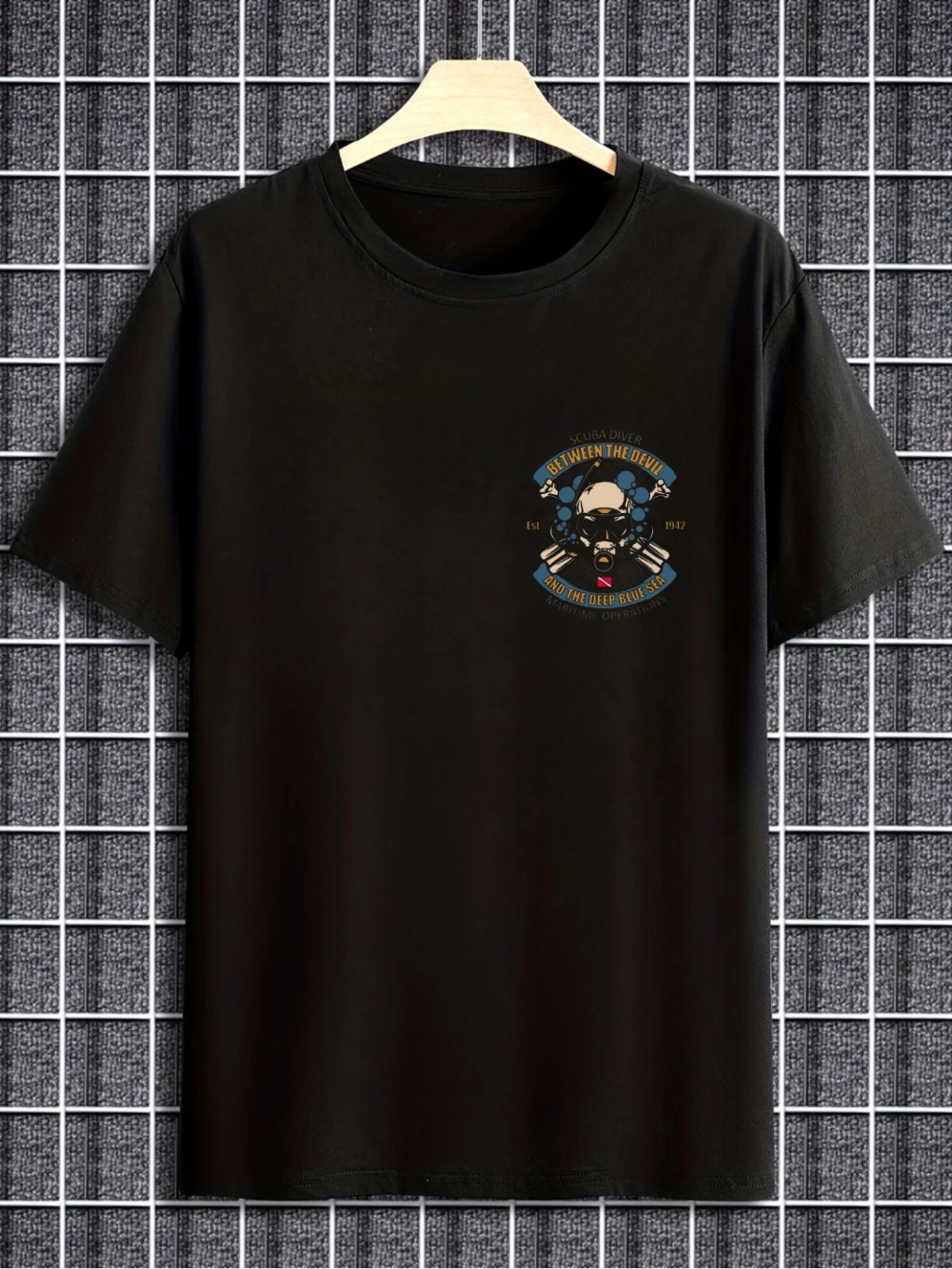 Men'S Diver Print T-Shirt Vintage 1952 Diving Art Design Between The Devil and The Deep Sea and Endangered Marine Life Slogans