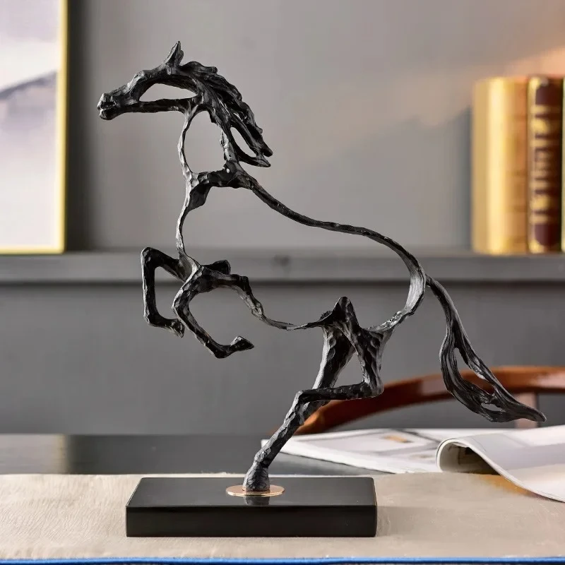 Hollow Black Horse Statue Cast Iron Crafts Ornaments Minimalist Horse Artwork Desk Decoration Steed Sculpture Modern Home Decor