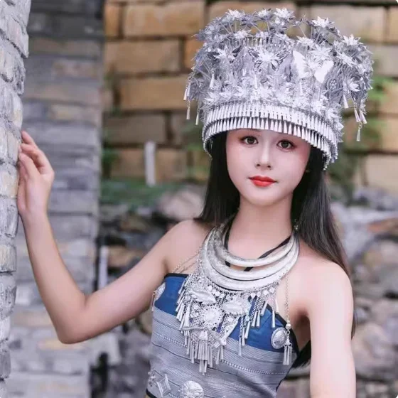 

Chinese Hmong Aluminum headwear ethnic performances