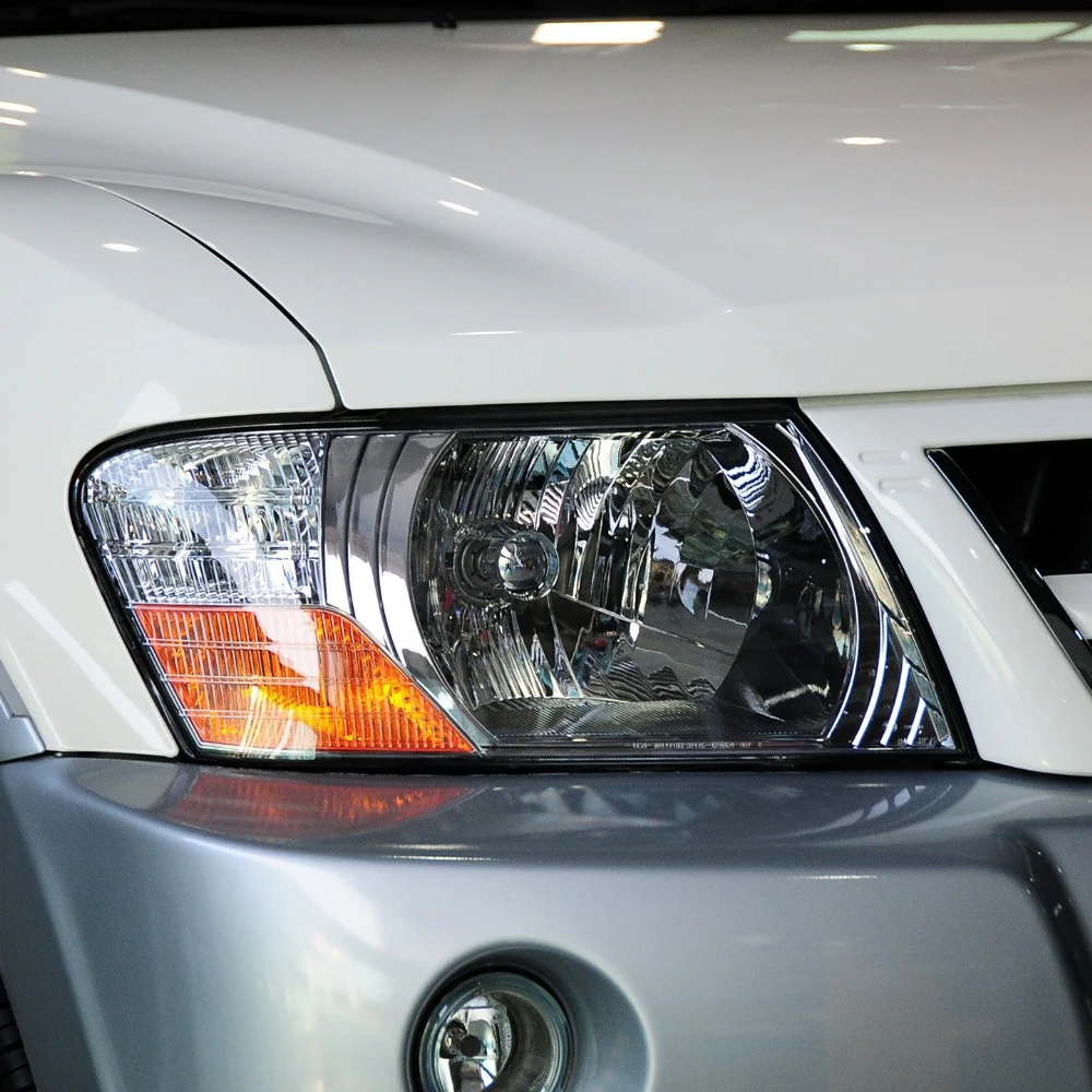 

For Mitsubishi Pajero V73 V75 V77 2003-2012 Front Headlamp Cover Transparent Lampshade Headlight Shell Lamp Shade Plexiglass