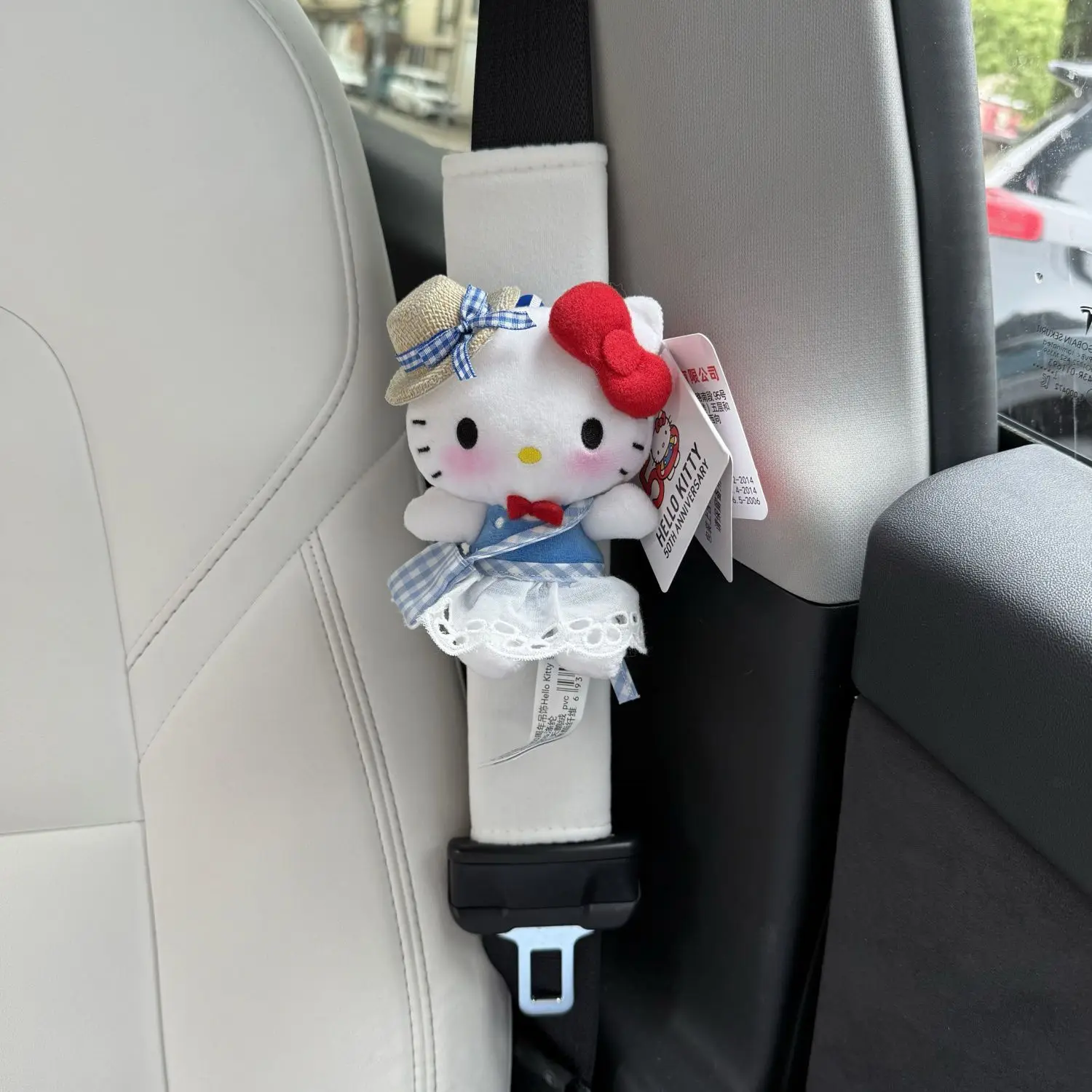 Kawaii อะนิเมะ Hello Kitty เด็กรถที่นั่งเข็มขัดการ์ตูนที่นั่งเข็มขัดป้องกันรถอุปกรณ์เสริมรถที่นั่งเข็มขัดเครื่องประดับ