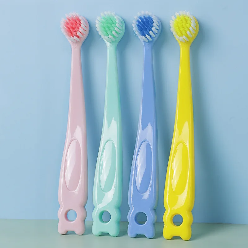 Little Bear Round Head Children's Toothbrush Suitable for Oral Cleaning Of Kids Aged 6-12 Years Old Soft Bristels Brush Gum Care