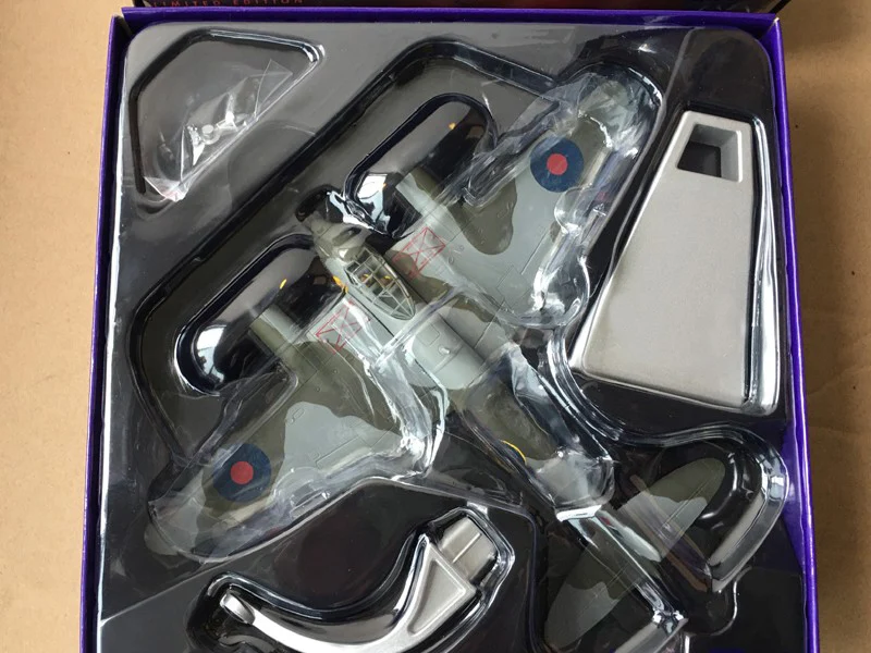 1/72 aa32821 RAF de Haviland mosquito bomber model  Alloy finished product collection model