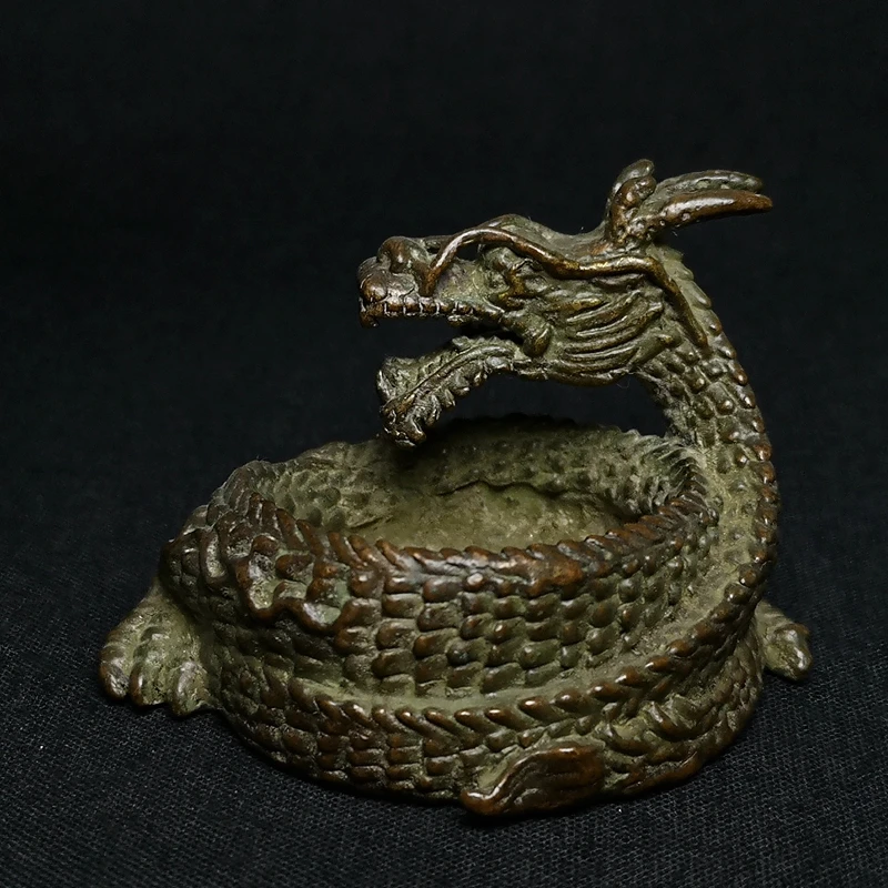 YIZHU CULTUER ART Size 6.2 × 4.8 cm Old Chinese Bronze Carving Dragon Statue Ashtray Decoration Collection