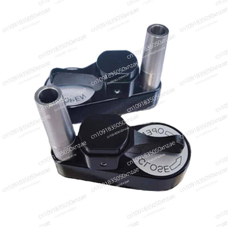 Universal Fly Clamp Holder Stand Tool Accessory 1pcs Automatic Gravity Clamp Base for Badminton & Tennis Stringing Machine