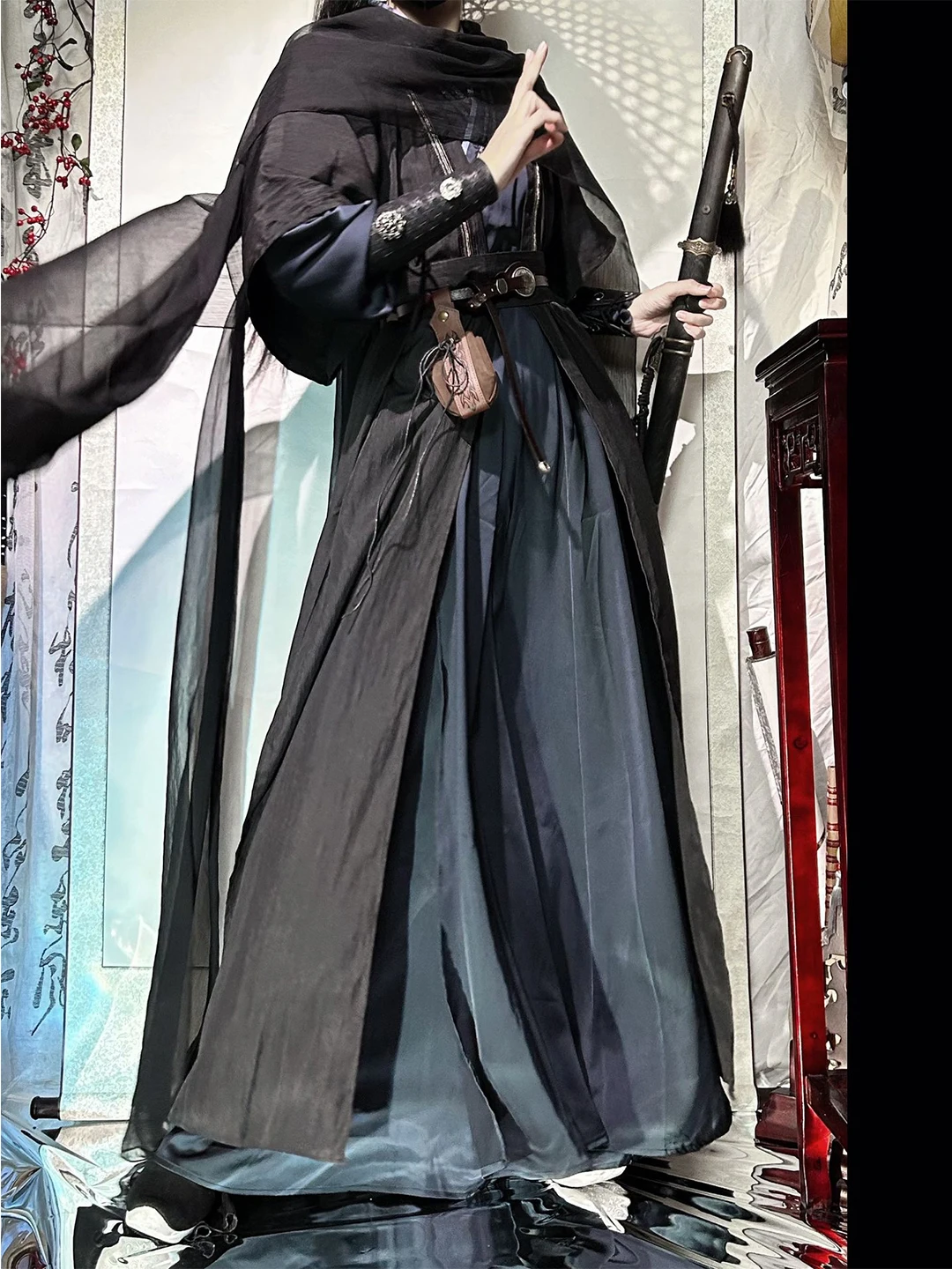 Black Dynamic Cosplay Costume for Teens And Adults Unisex Ancient Chinese Style Hanfu Suitable for Comic Conventions And Parties