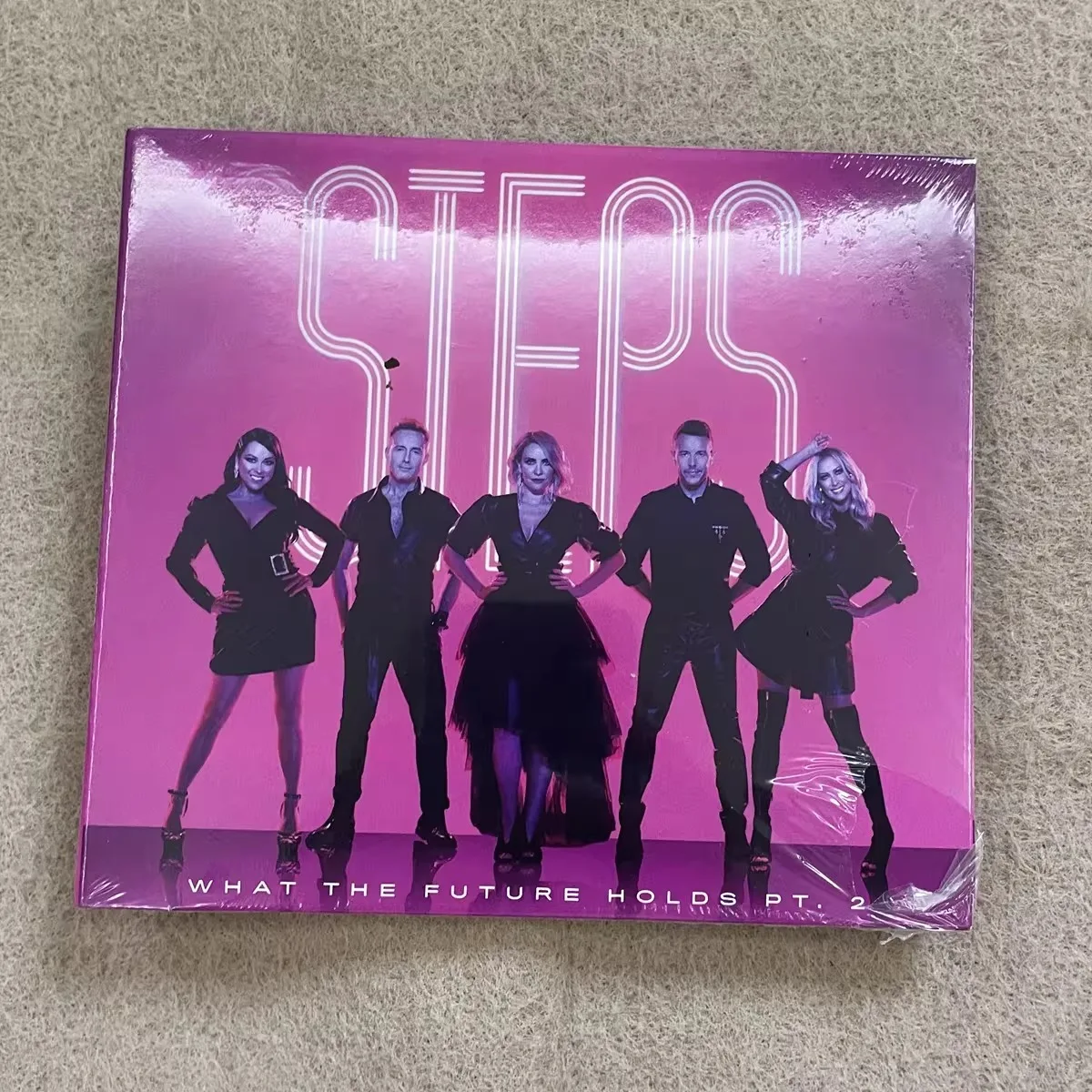 

Steps What The Future Holds Pt. 2 – British Pop Dance Band Vibrant Harmonies Chapter Two Upbeat Electronic Music Collectible