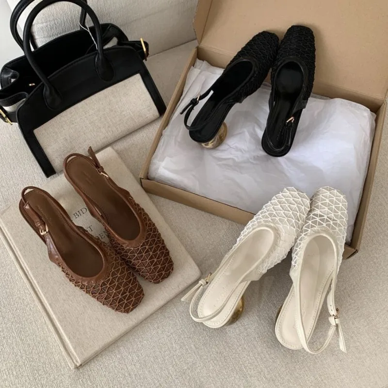 

2025 New Square Toe Woven Toe Cap Sandals for Women with, Crystal Thick Heel, Mesh, Hollowed Out Sandals Zapatos De Mujer