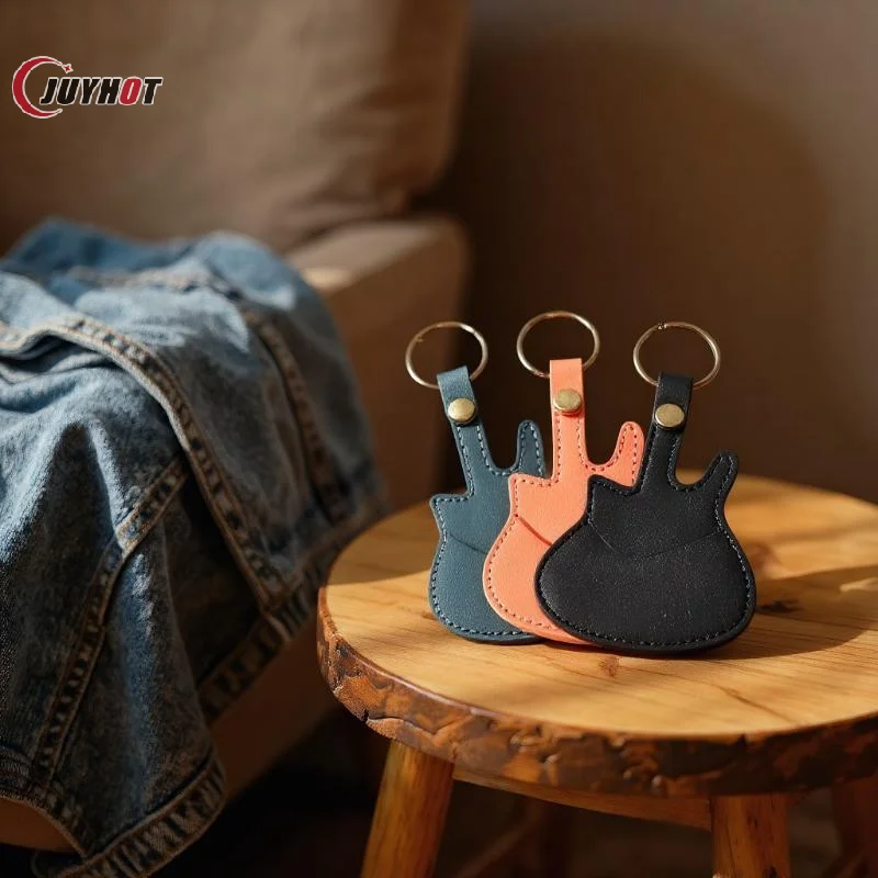 1PC Leather Guitar Pick Bag Pick Holder Case Guitar Shape With Key Ring Guitar Accessories Instrument Accessories
