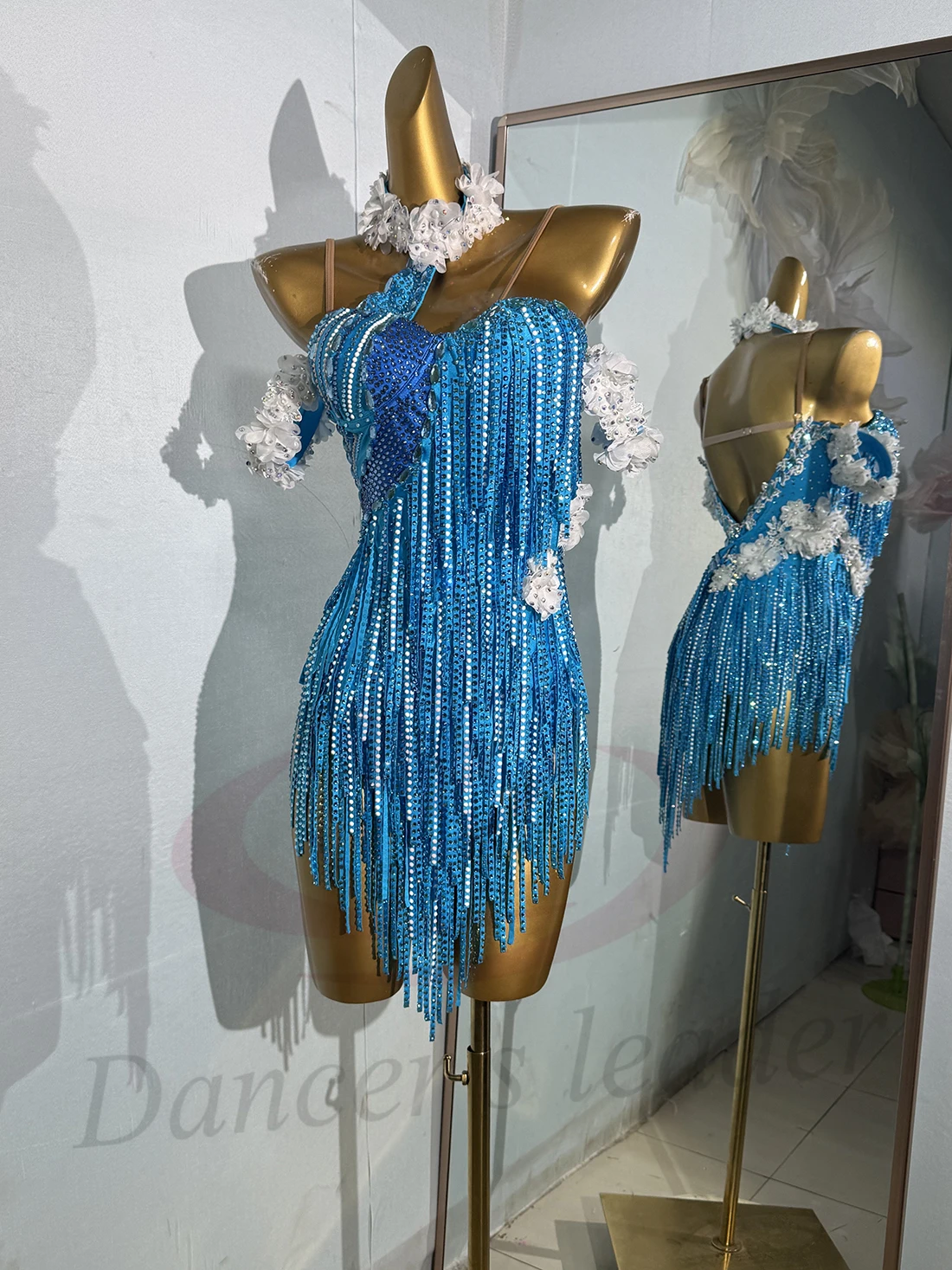 

Костюм для латиноамериканских танцев, с камнями, высококачественное индивидуальное платье для выступлений в стиле бар-самба с голубыми стразами для женщин, взрослых и детей