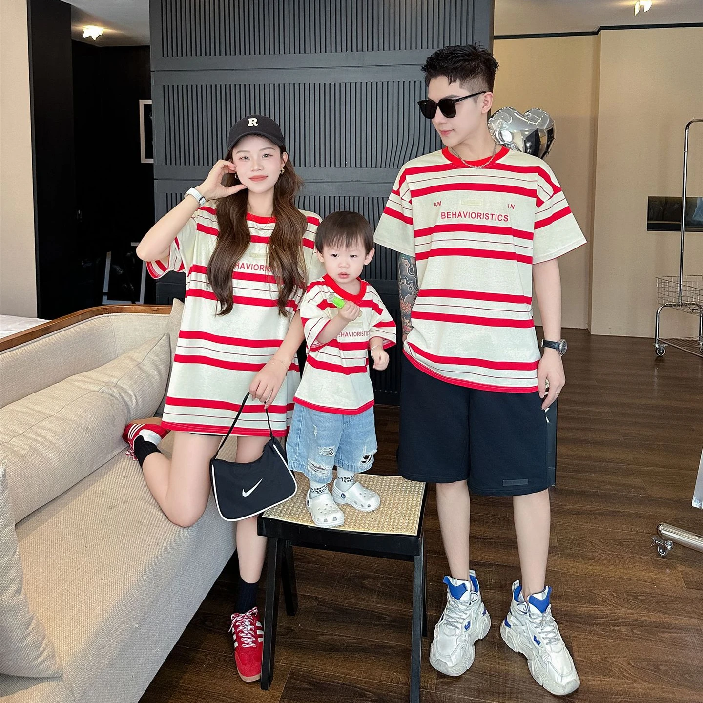 Family Red Striped T Shirts 2024 Summer Father Mother and Daughter Son Matching Cotton Short Sleeve Tee Shirt Newborn Bodysuit