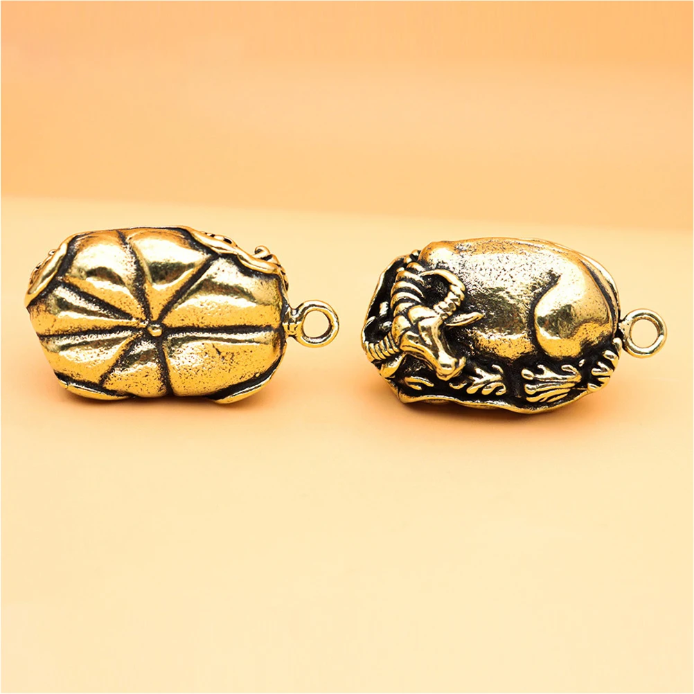

Brass Cow Pendant Style Hanging Decor Exquisite Charm DIY Keychain Necklace Craft Smooth Surface Long Lasting