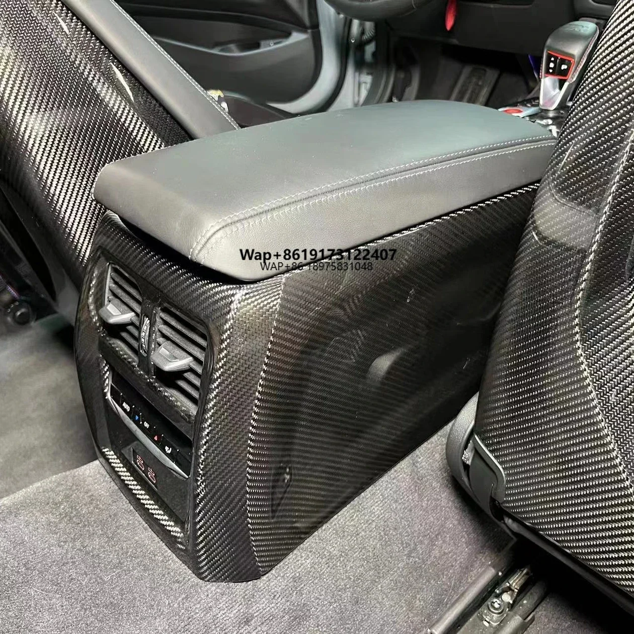 

Oiomotors High Quality Dry Carbon Fiber Interior Console Trim for G80 M3 G82 M4
