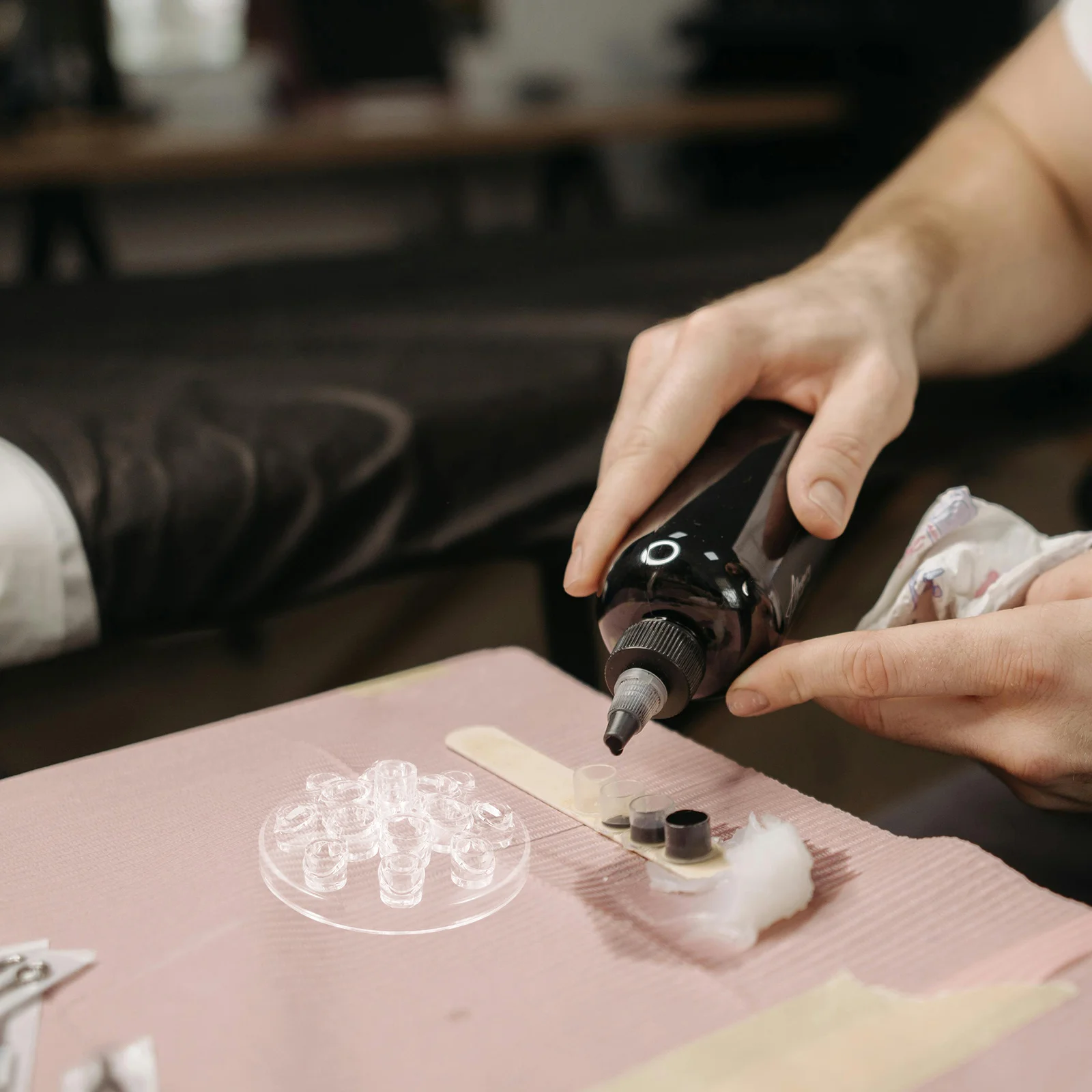 

1Set Clear Silicone Tattoo Pigment Cup Holder Multi-Holes Ink Containers Stand Tattoo Supplies Eyebrow Color Holder