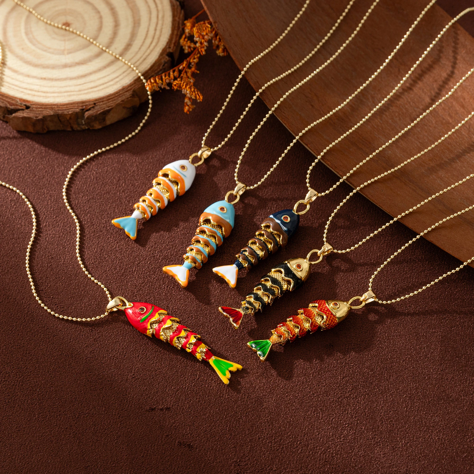 

Ocean series colorful fish necklace personalized and fashionable goldfish collarbone chain charming women's necklace