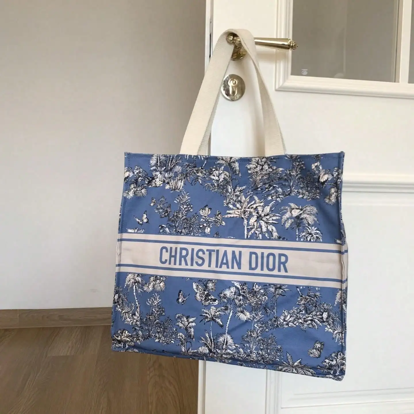 Dior’s bag Luxury Custom Blue Handheld Tote Bag With Makeup Organizer Multi-purpose Shopping Cosmetic Bag Set Ideal Holiday Gift - view 2