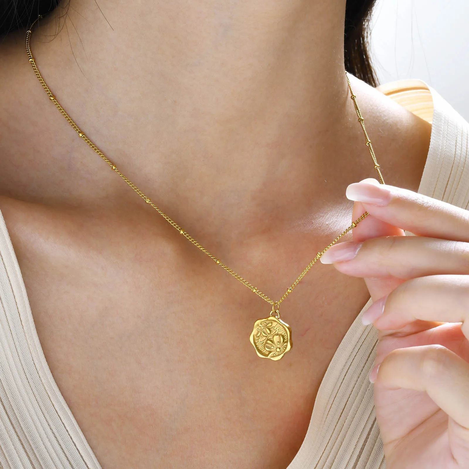 Coin Pendant Flower Necklace for Women,Satellite Chain Link, Stainless Steel 14k Gold Plated Jewelry Not Fade