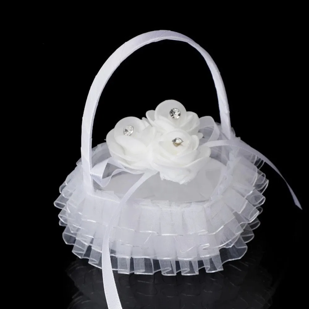 White Lace Heart-shaped Ring Box Bow-knot Satin Material Lace Ring Box Mini with Handle Ring Pillows Case Wedding Ceremony Use