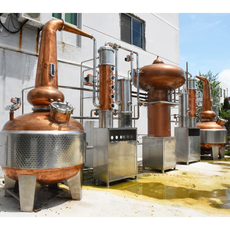 Large T2 red copper whisky distiller 2T*2 full-automatic brewing equipment can be customized for Dibosh