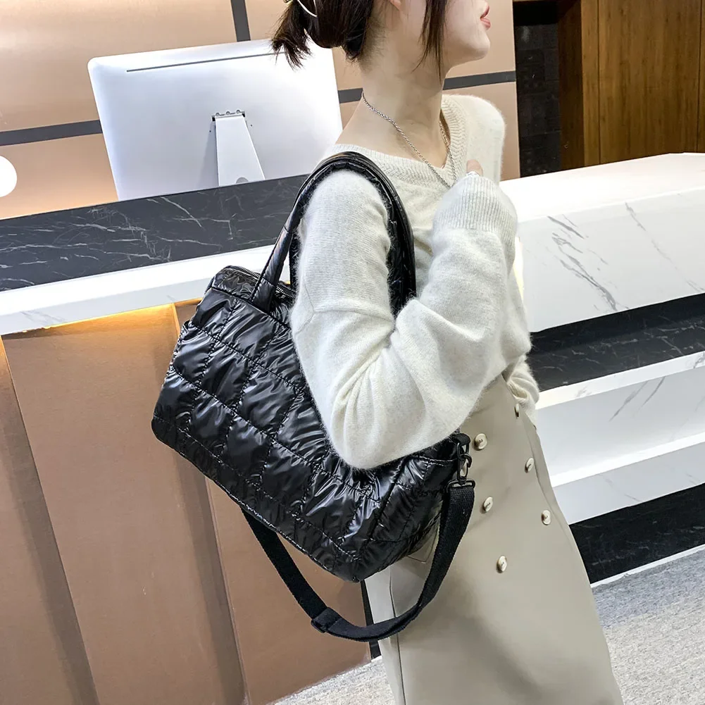 Fashion Quilted Lattice Cotton Padded Shoulder Bags Female Solid Color Nylon Cloth Women Casual Large Capacity Tote Bags Handbag