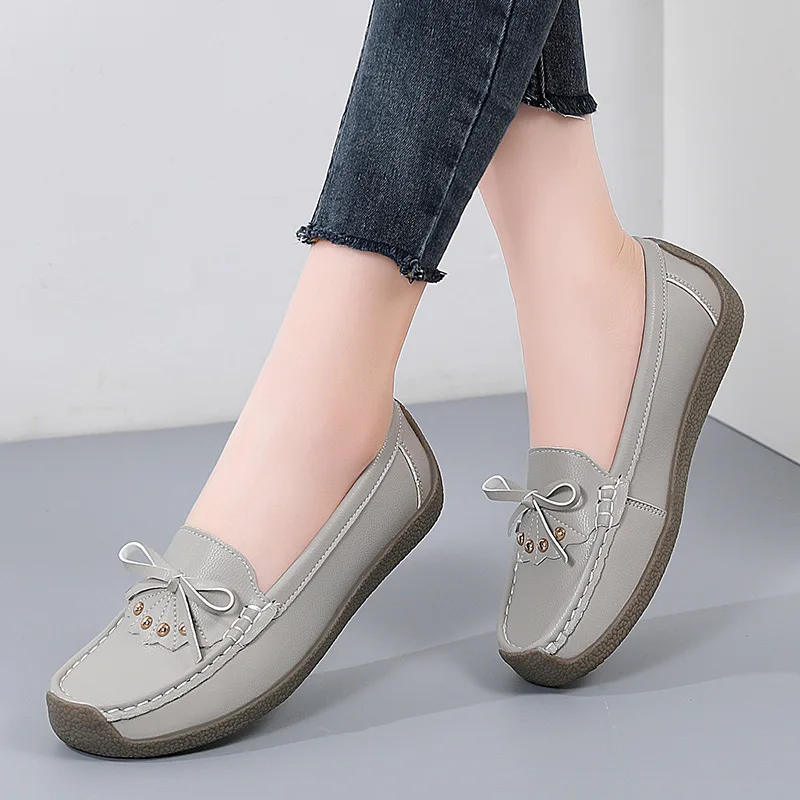 

Новинка весенне-осеннего сезона: женские туфли-слипоны на плоской подошве, легко сочетаемые, с мягкой подошвой, больших размеров, повседневные.