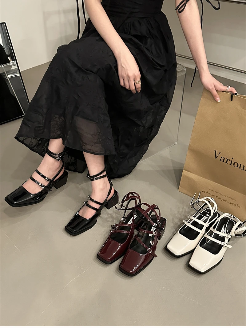 

Simple and Stylish Women's Flat Sandals for Spring Summer Autumn Season Perfect for Casual and Office Wear Shoes