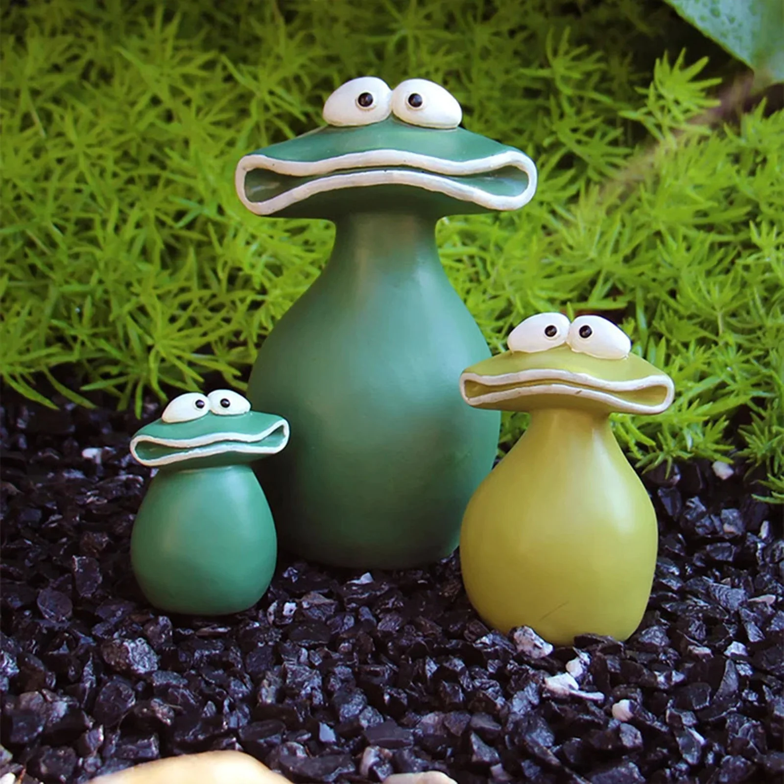 

3pcs Creative Cute Big Mouth Frog Resin Statue Decoration Big Mouth Frog Garden Statue Set Garden Balcony Decoration Gifts