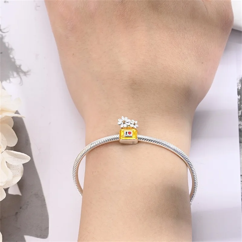 Romantic Flower Series 925 Sterling Silver Sparkling Rose in Bloom , Four Leaf Clover & Leaves Charm For Girl Necklace Pendant