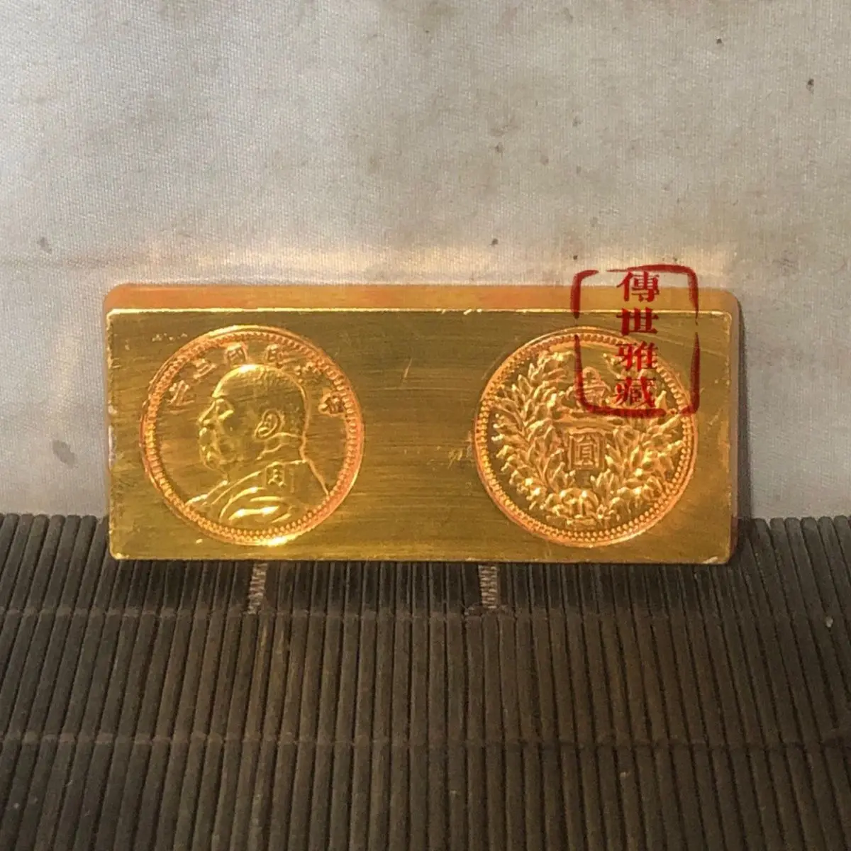 Three year one yuan gold nugget ornament, with warm and delicate patina and exquisite craftsmanship