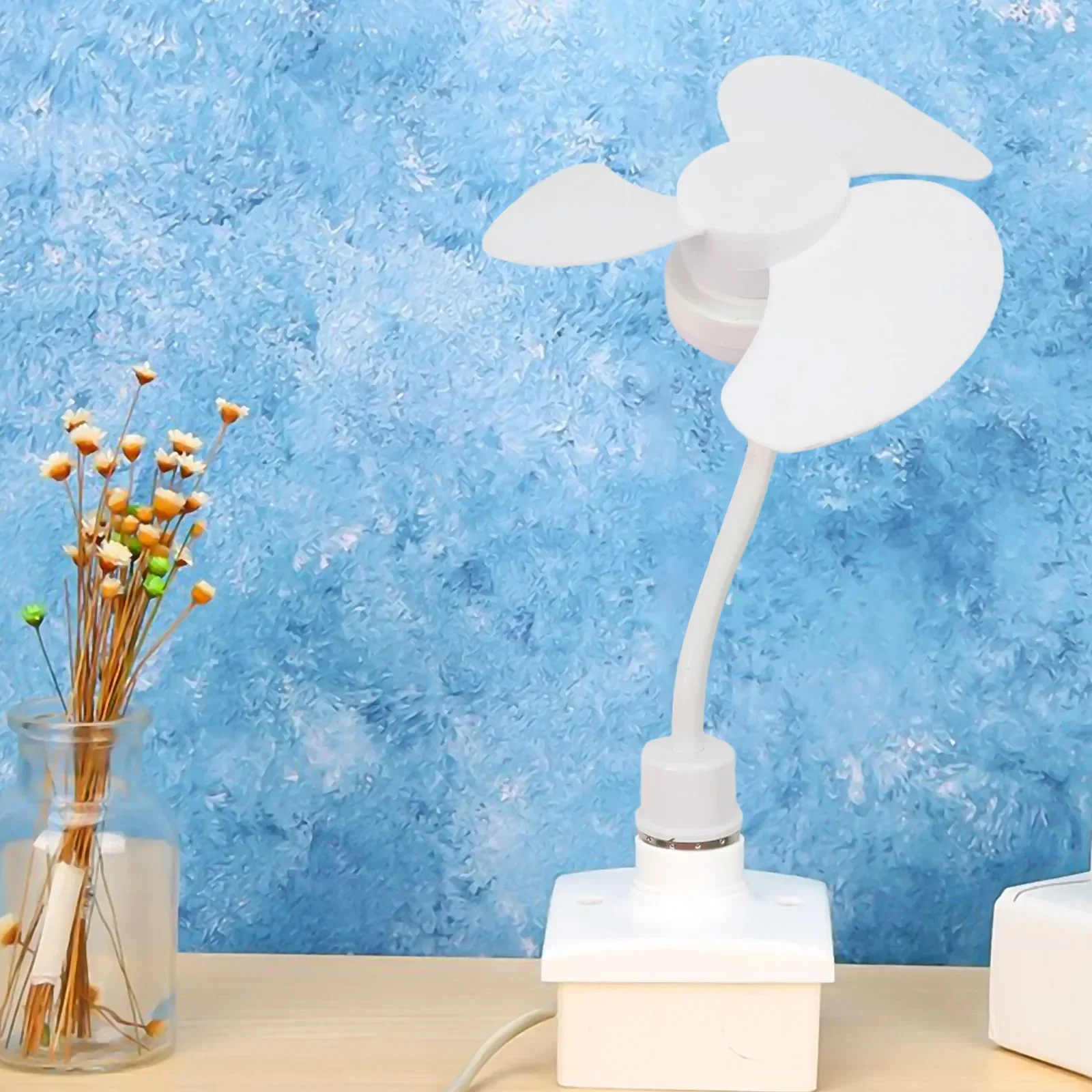 Flexible Tube E27 LED Desk Fan with Quiet Operation and Adjustable Wind Direction for Directed Cooling in Office or Dorm