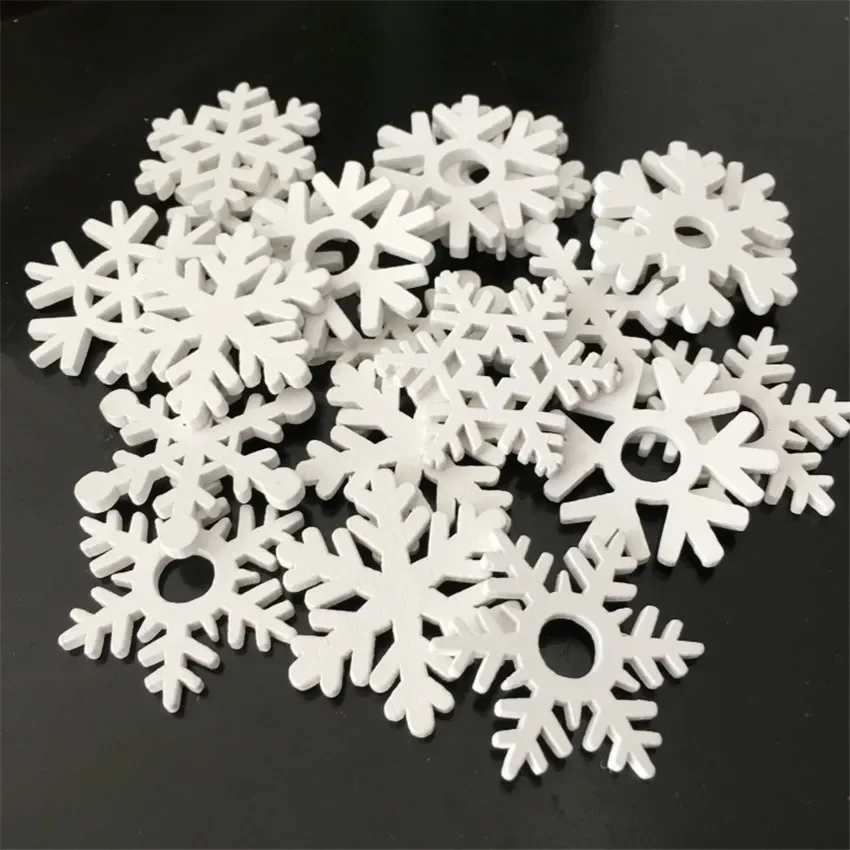 

50pcs White Wooden Snowflakes Christmas Ornaments Xmas Wood Pendant For 2022 New Year Navidad Natal Noel Home Decoration