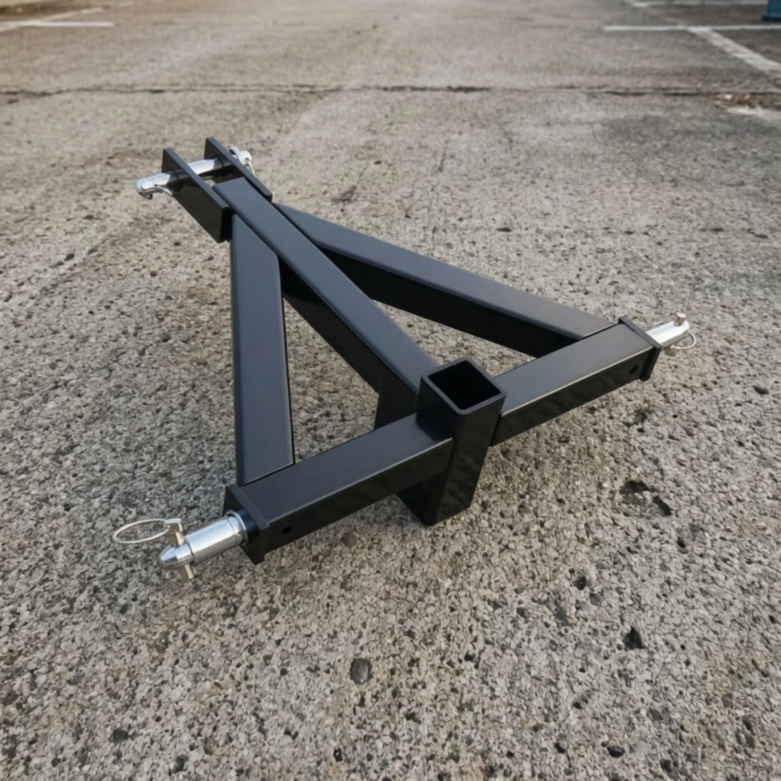 Tractor Hitch Adapter with 2-Inch Receiver Heavy-Duty Three-Point Trailer Hitch Adapter Easy to Install Triangular for Farmers