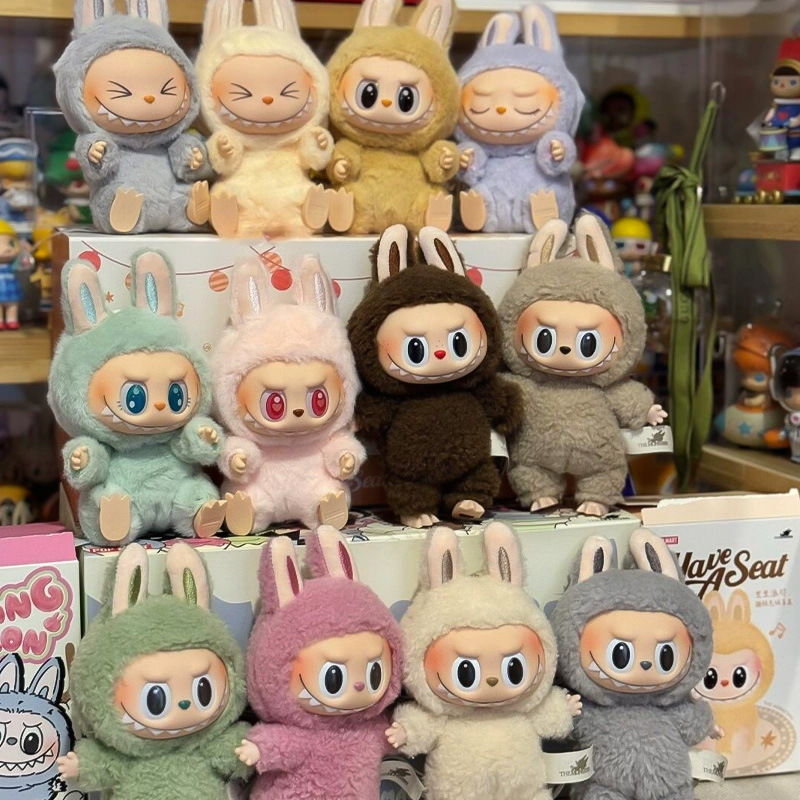  HOT NEW Spot Bubble Mart Gift Rabb Vinyl Doll Doll Doll Keychain Blind Box Toys 