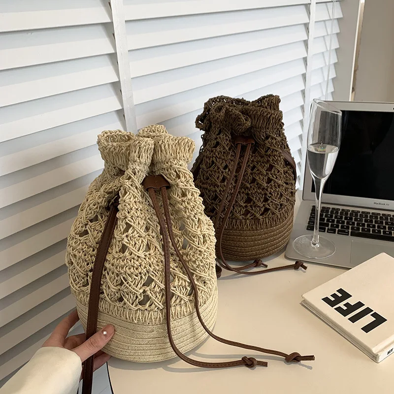 Handmade Women\'s Summer Straw Beach Shoulder Bag Woven Hollow Drawstring Shoulder Bags Knitted Fashion Female Design Travel Tote