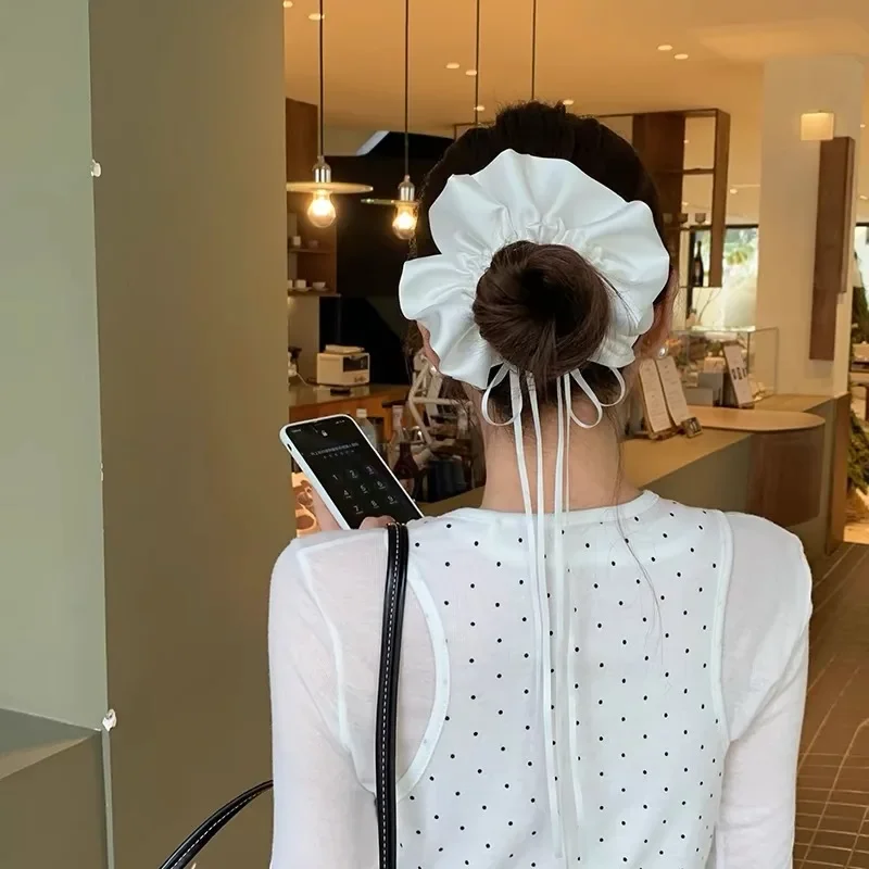 

Женские резинки для волос в балетном стиле, белые, атласные, с большим бантом и длинной лентой, объемные, резиновые, аксессуар для волос, милые резинки-скранчи