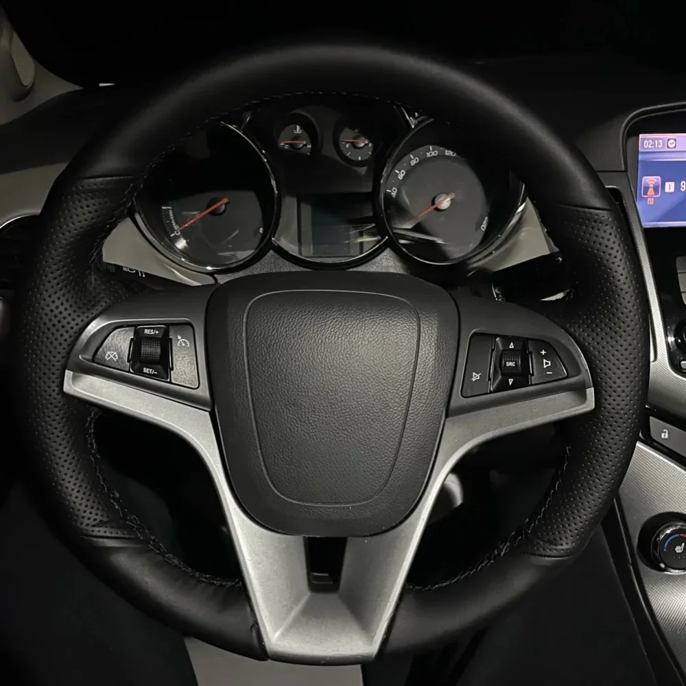 

Индивидуальный чехол на руль автомобиля для хэтчбеков и седанов 2009-2014, нескользящие автомобильные аксессуары, обмотка руля своими руками для Chevrolet Cruze