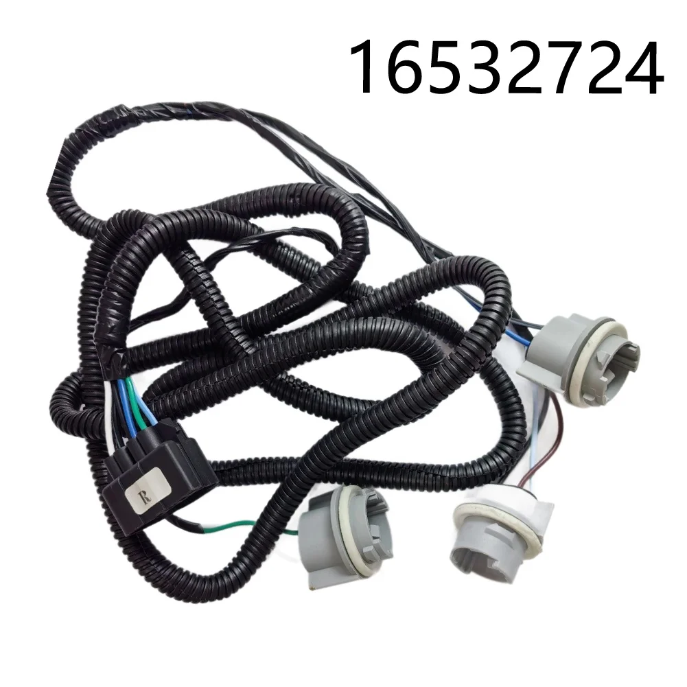 

Замена жгута проводов для автомобиля: разъем заднего фонаря (как показано на фото), жгут проводов для заднего правого фонаря