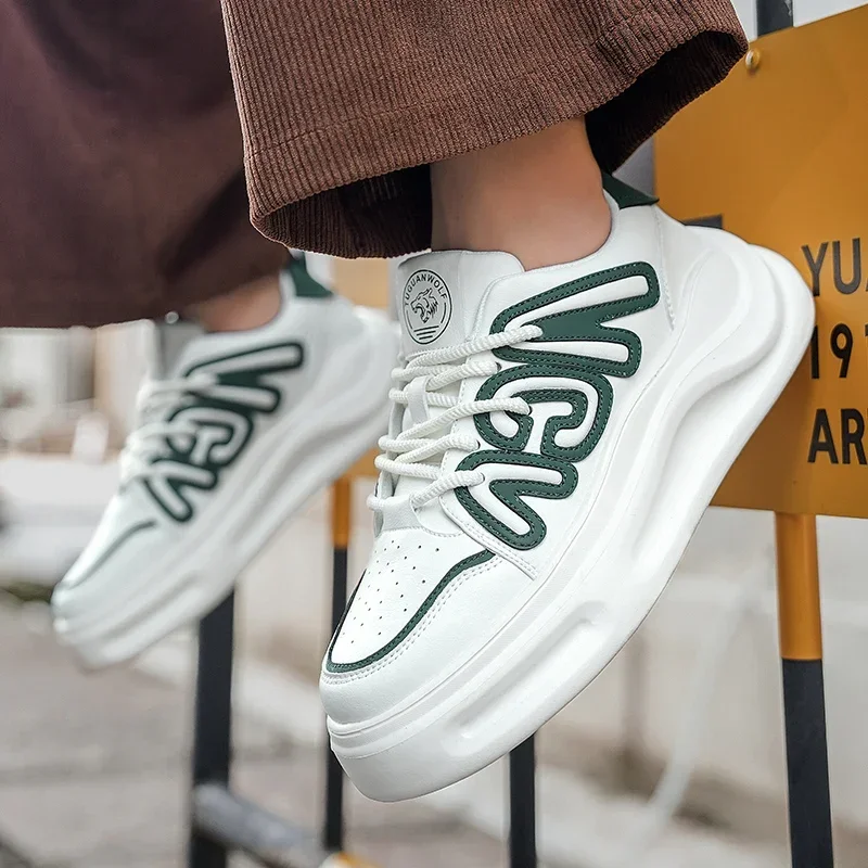 

Осень 2024, новые модные маленькие белые туфли с мягкой подошвой, кожаная поверхность, удобные повседневные туфли с низким вырезом