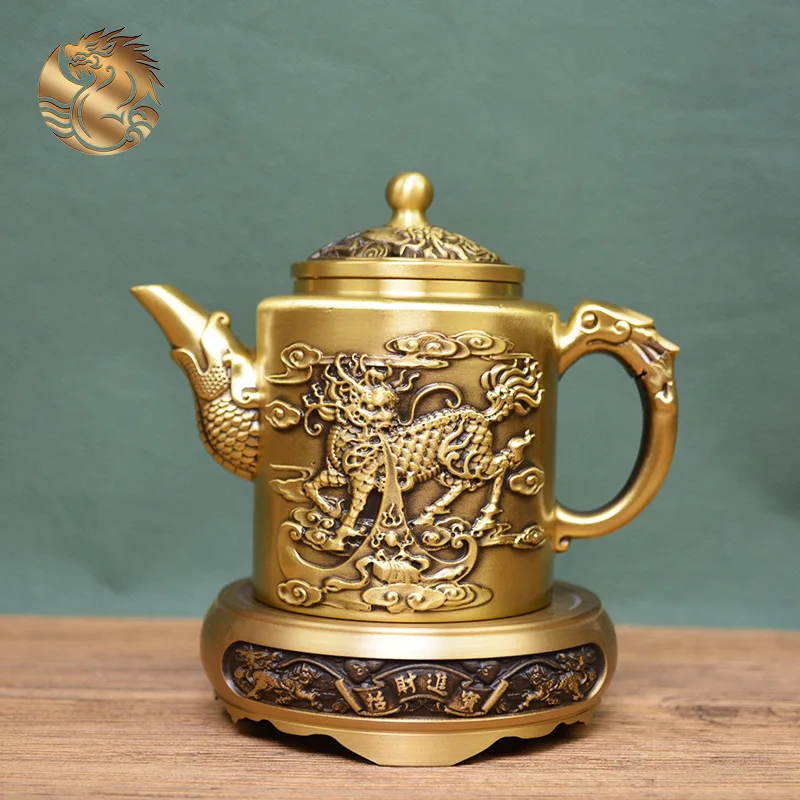 All-brass rotating Qilin design, a bringing good fortune, a decorative copper teapot for tea tables, a gift it