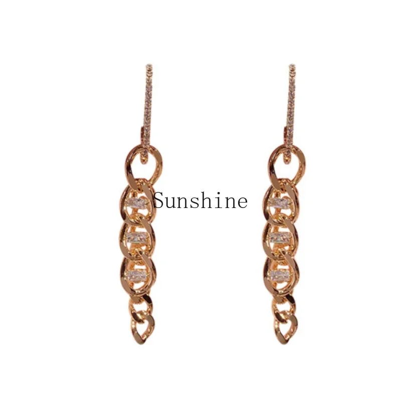 

Metal chain earrings, long temperament slightly inlaid silver needle high-end earrings.